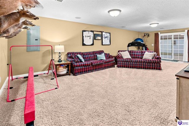 2535 Kensington Way, Elizabethtown, KY 42701