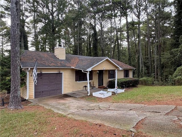 100 Cay Court SW, Atlanta, GA 30349