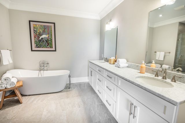 155 Wingo Way 426, Mount Pleasant, SC 29464