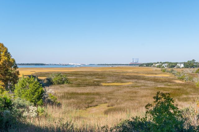 155 Wingo Way 426, Mount Pleasant, SC 29464