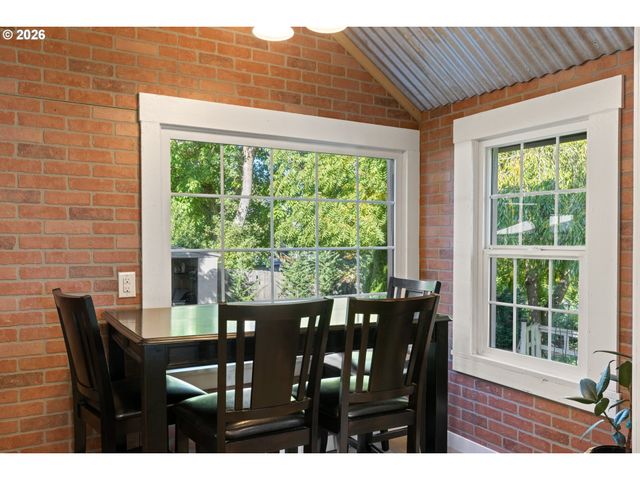 116 S 4TH Ave, Ridgefield, WA 98642