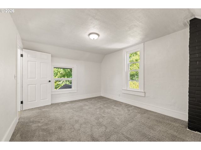 116 S 4TH Ave, Ridgefield, WA 98642