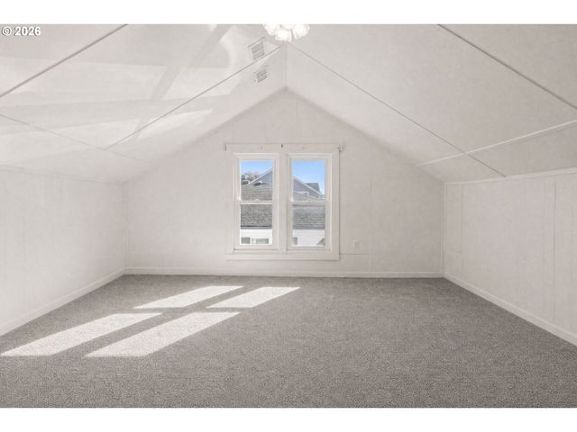 116 S 4TH Ave, Ridgefield, WA 98642