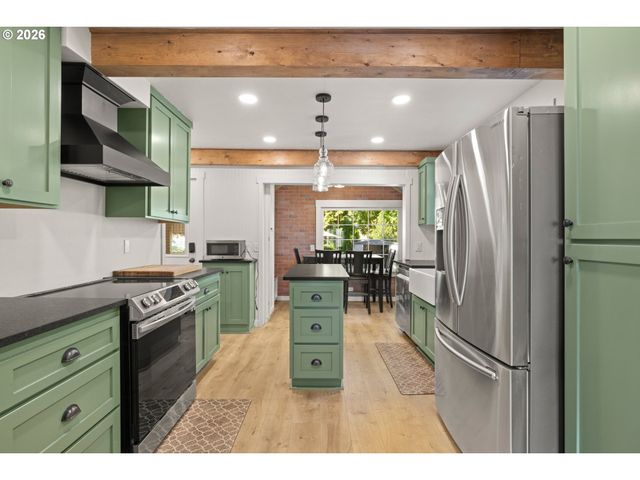 116 S 4TH Ave, Ridgefield, WA 98642