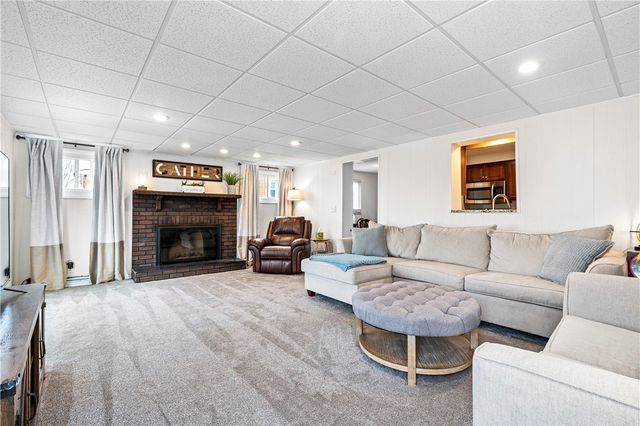 628 Valemont Drive, Verona, PA 15147