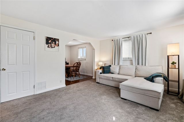 628 Valemont Drive, Verona, PA 15147