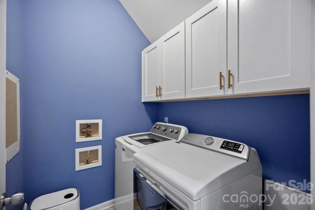 5710 Kirkwynd Commons Drive, Charlotte, NC 28278