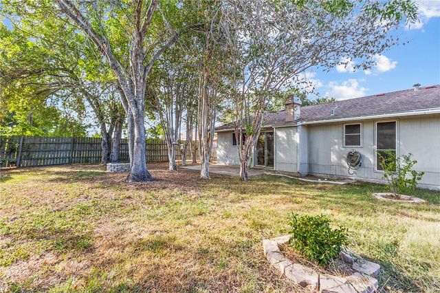 3713 Tripoli Dr, Corpus Christi, TX 78415
