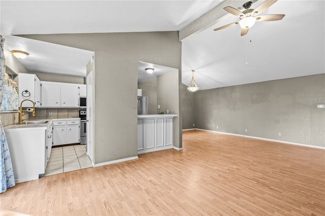 3713 Tripoli Dr, Corpus Christi, TX 78415