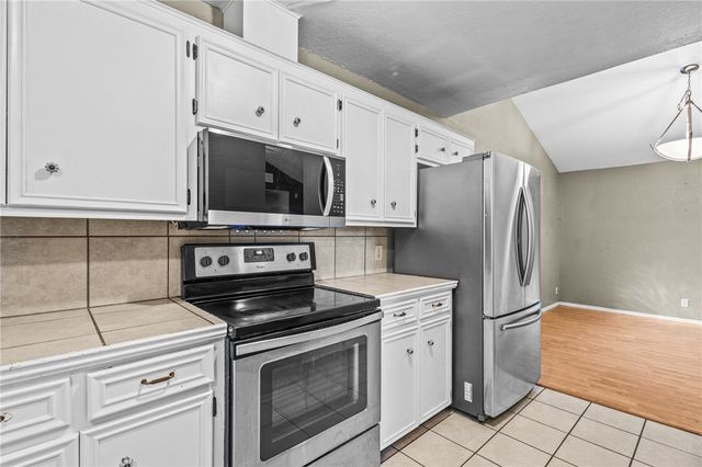 3713 Tripoli Dr, Corpus Christi, TX 78415