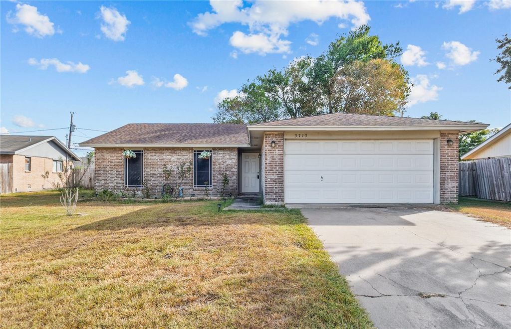 3713 Tripoli Dr, Corpus Christi, TX 78415