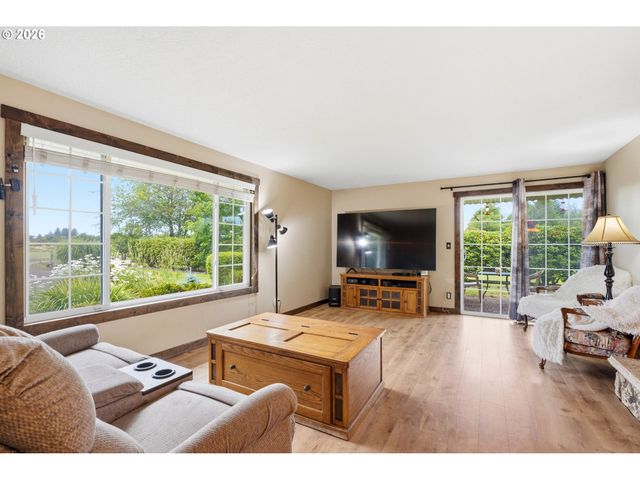 33684 RODNEY St, Warren, OR 97053