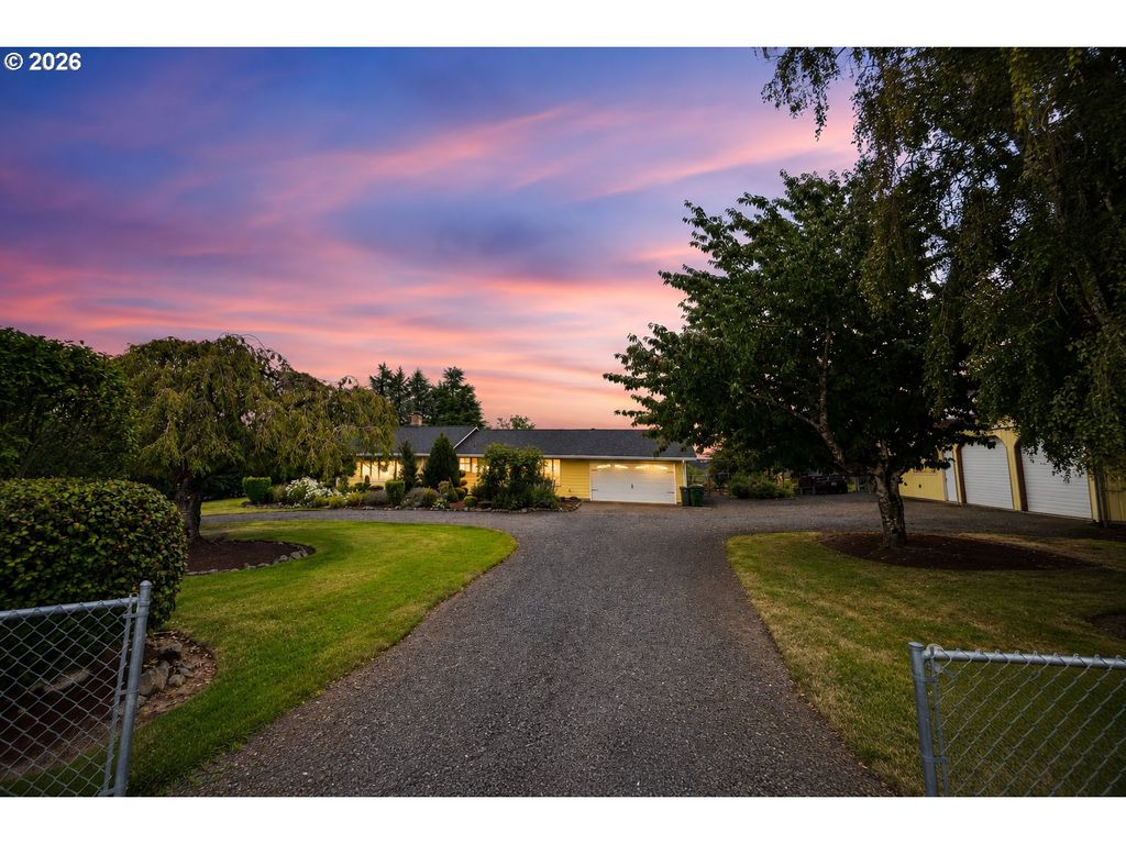 33684 RODNEY St, Warren, OR 97053