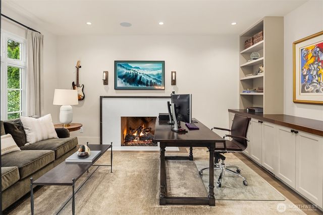 6560 163rd Place SE, Bellevue, WA 98006