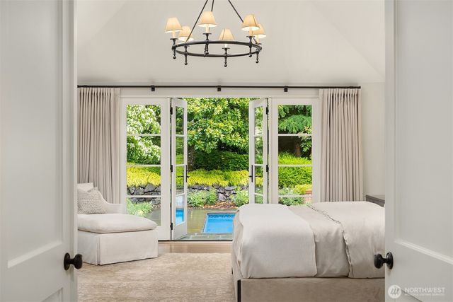 6560 163rd Place SE, Bellevue, WA 98006
