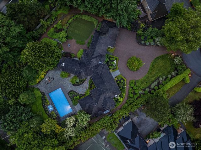 6560 163rd Place SE, Bellevue, WA 98006
