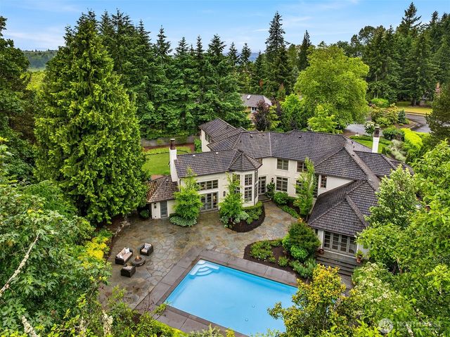 6560 163rd Place SE, Bellevue, WA 98006