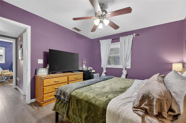 5601 ASHLEY OAKS DRIVE 6, Tampa, FL 33617