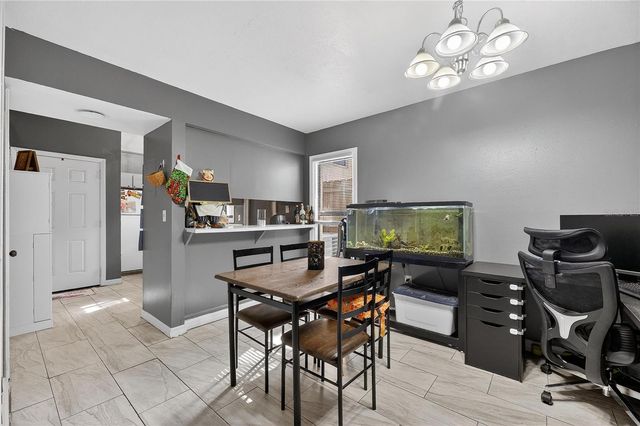 5601 ASHLEY OAKS DRIVE 6, Tampa, FL 33617