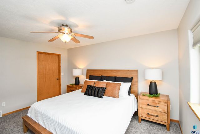 303 Scott Pl, Tea, SD 57064