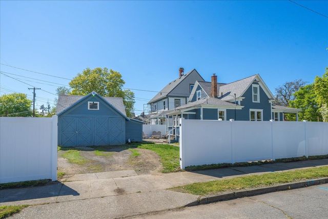 2228 N Cincinnati St, Spokane, WA 99207