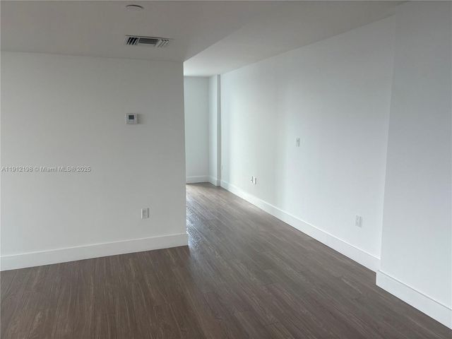 1025 92 ST 701, Bay Harbor Islands, FL 33154