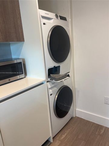 1025 92 ST 701, Bay Harbor Islands, FL 33154