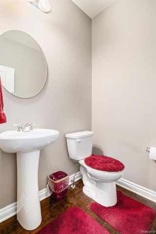 57914 Cider Mill Drive, New Hudson, MI 48165