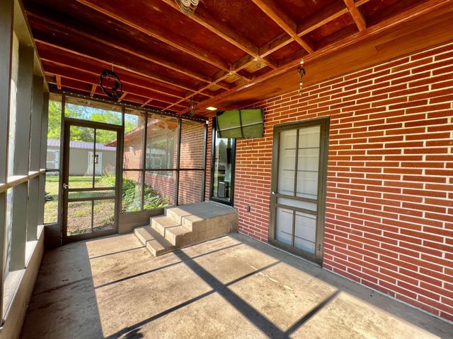 424 S Gaulke Street, Appleton, MN 56208