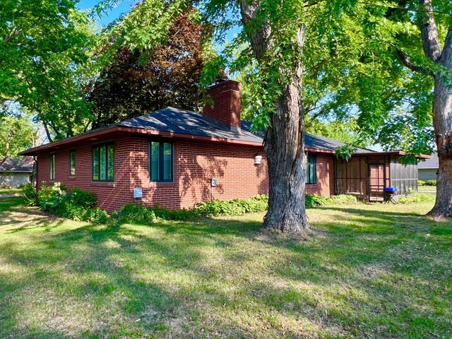 424 S Gaulke Street, Appleton, MN 56208