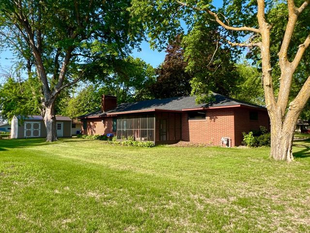 424 S Gaulke Street, Appleton, MN 56208