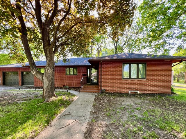 424 S Gaulke Street, Appleton, MN 56208