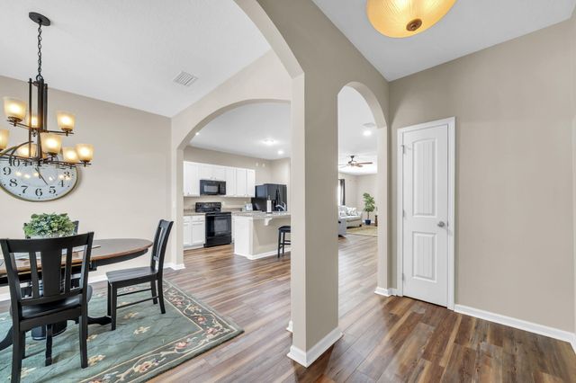 115 Lilly Bell Lane, Freeport, FL 32439