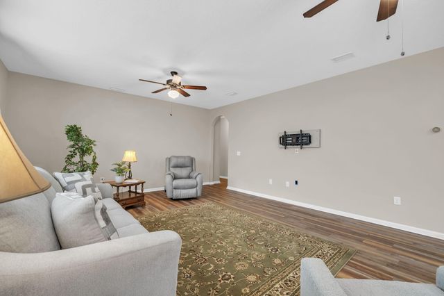 115 Lilly Bell Lane, Freeport, FL 32439
