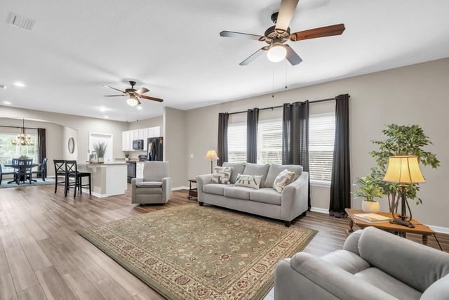 115 Lilly Bell Lane, Freeport, FL 32439
