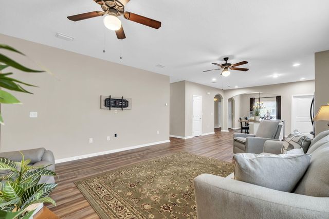 115 Lilly Bell Lane, Freeport, FL 32439