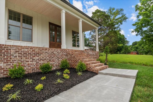 171 Roby Dr, Erin, TN 37061