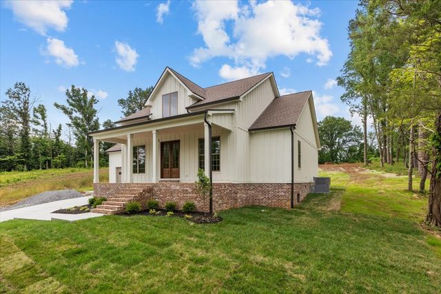 171 Roby Dr, Erin, TN 37061