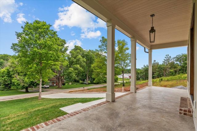 171 Roby Dr, Erin, TN 37061