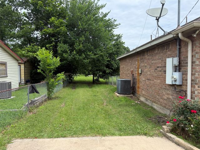 10937 Rockstone Drive, Balch Springs, TX 75180