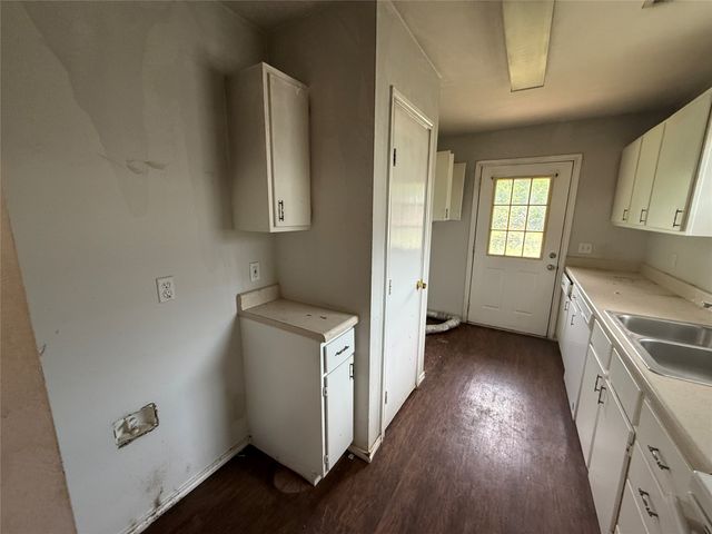 10937 Rockstone Drive, Balch Springs, TX 75180