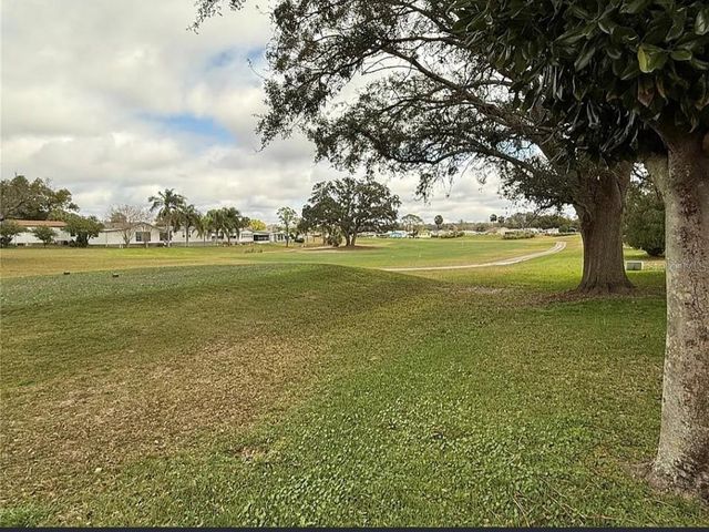 1532 W SCHWARTZ BOULEVARD, Lady Lake, FL 32159