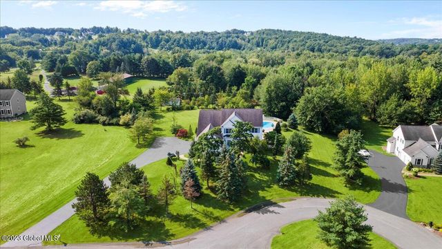 27 Ponderosa Boulevard, East Greenbush, NY 12061