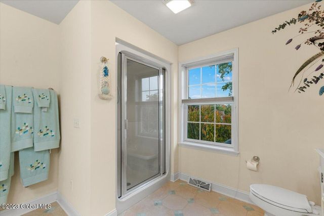 27 Ponderosa Boulevard, East Greenbush, NY 12061