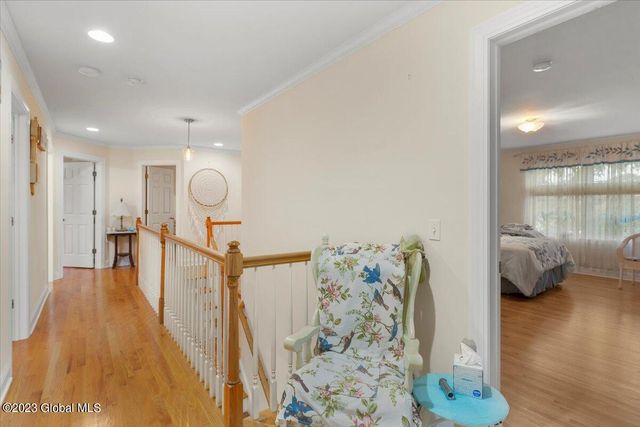 27 Ponderosa Boulevard, East Greenbush, NY 12061