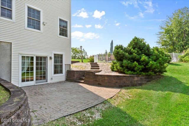 27 Ponderosa Boulevard, East Greenbush, NY 12061