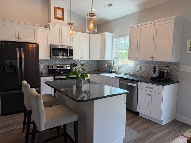 1066 Fox Bay Rd., Loris, SC 29569