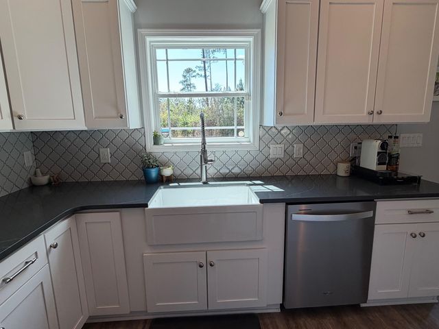 1066 Fox Bay Rd., Loris, SC 29569