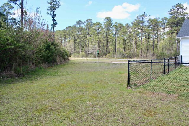 1066 Fox Bay Rd., Loris, SC 29569