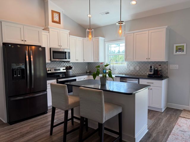 1066 Fox Bay Rd., Loris, SC 29569